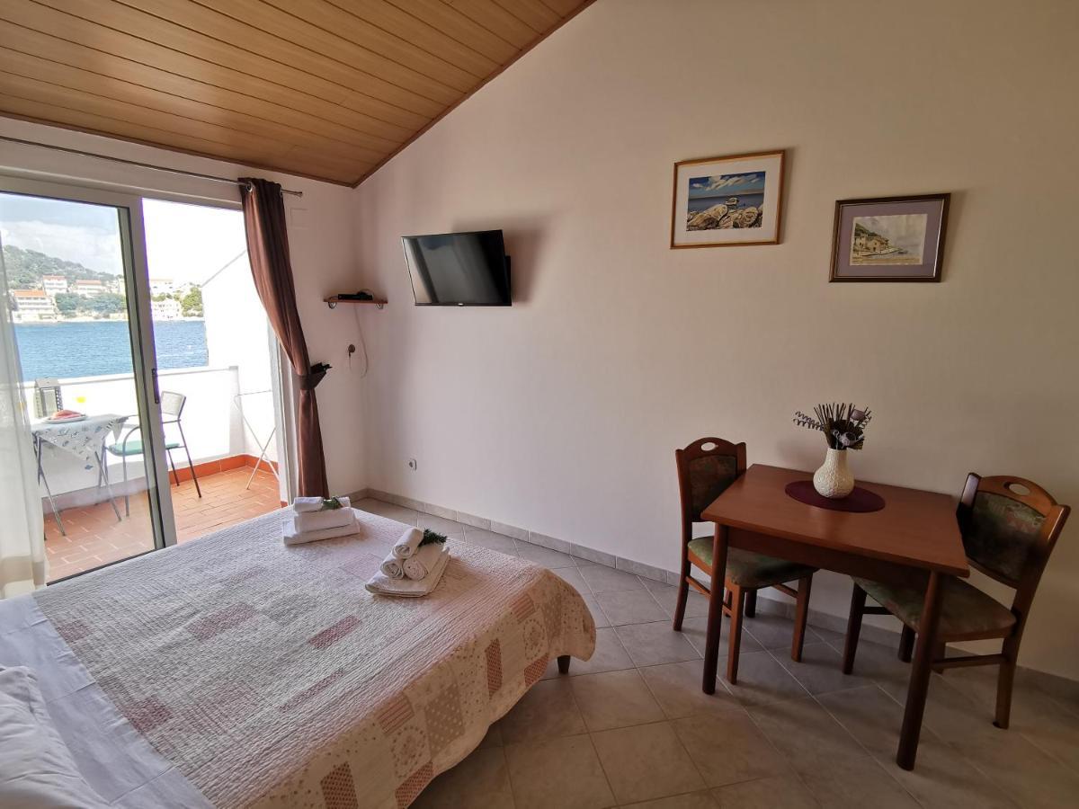 Apartments Marija Lastovo Bagian luar foto
