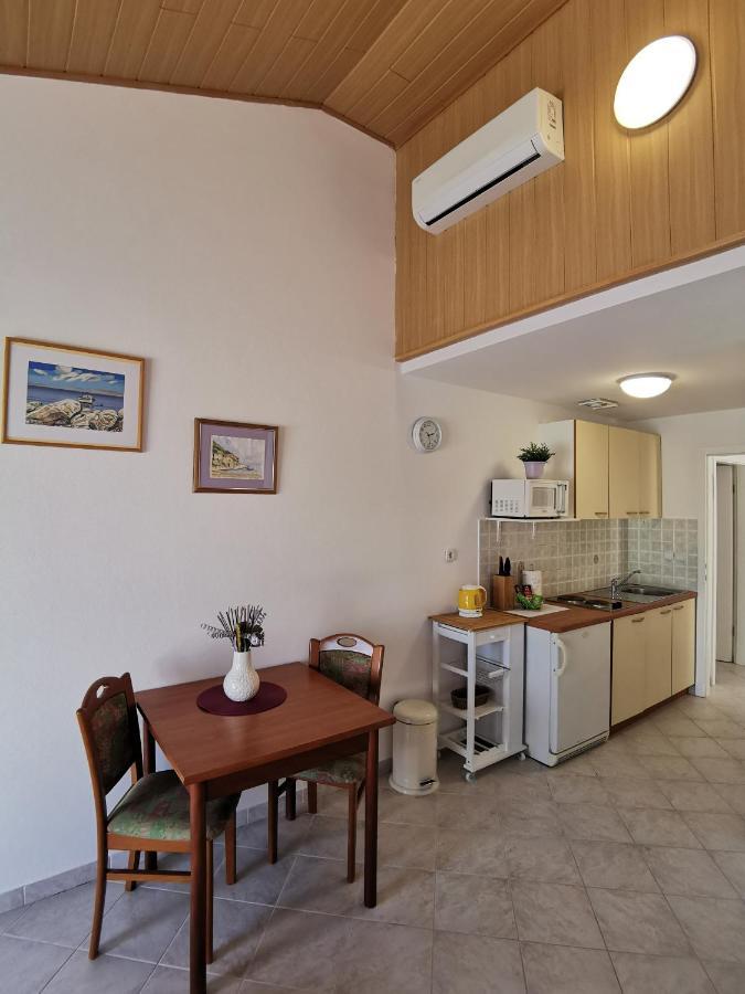 Apartments Marija Lastovo Bagian luar foto