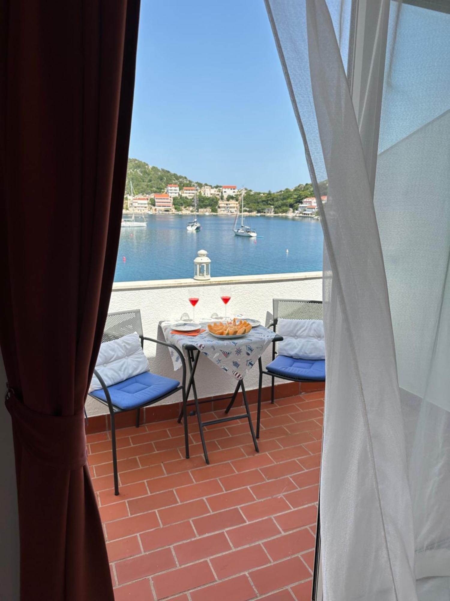 Apartments Marija Lastovo Bagian luar foto
